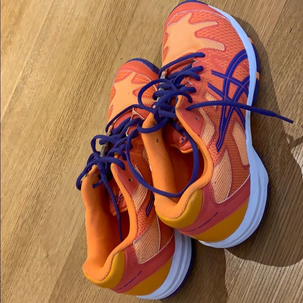 ASICS tennis/squash/ court shoes